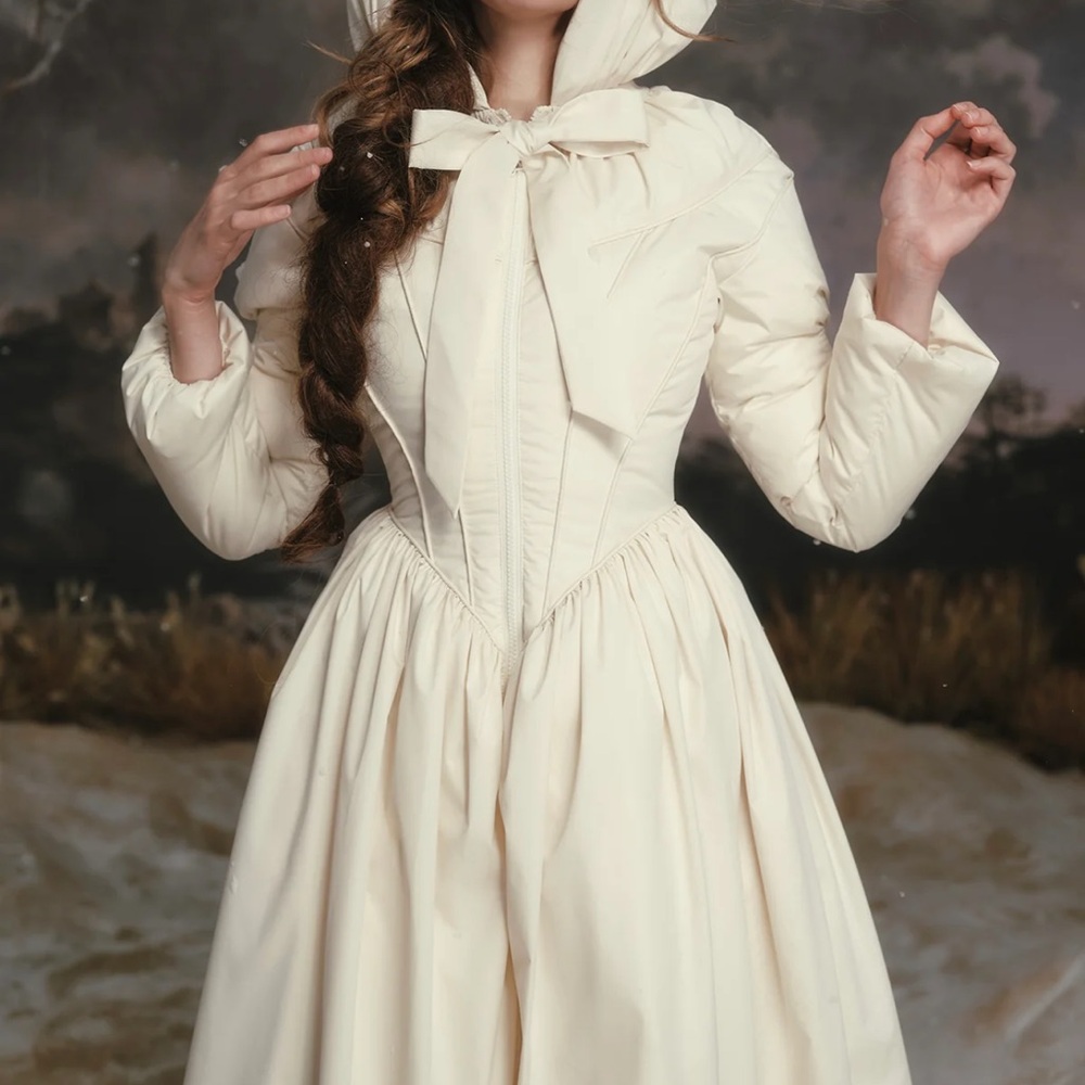 Brand new Lacemade puffer corset coat hooded size M white cream